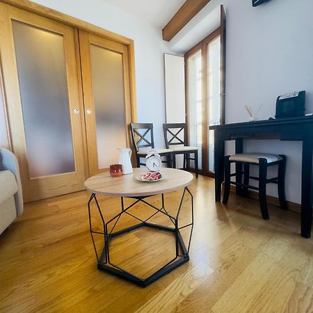 Apartamentos Casa De La Inmaculada سانتياغو دي كومبوستيلا المظهر الخارجي الصورة