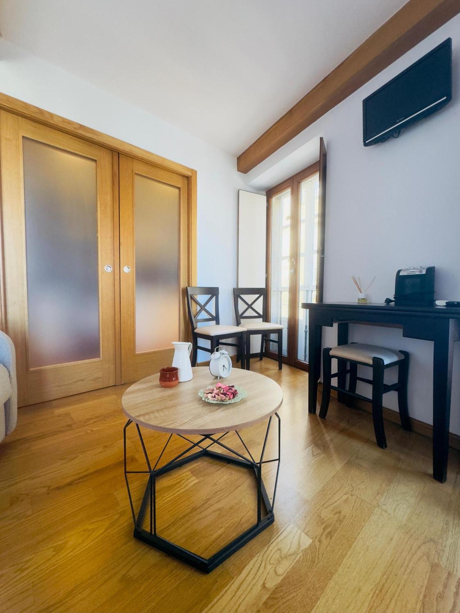 Apartamentos Casa De La Inmaculada سانتياغو دي كومبوستيلا المظهر الخارجي الصورة