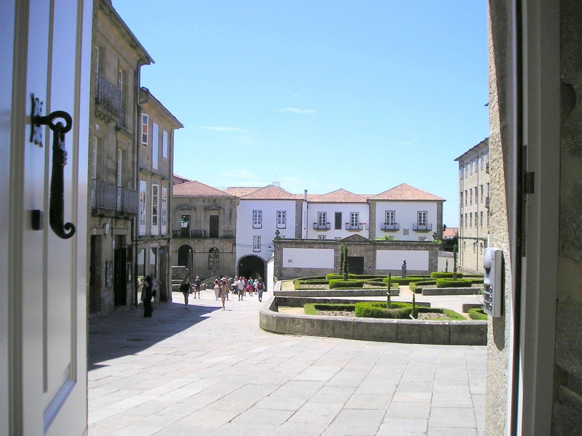 Apartamentos Casa De La Inmaculada سانتياغو دي كومبوستيلا المظهر الخارجي الصورة